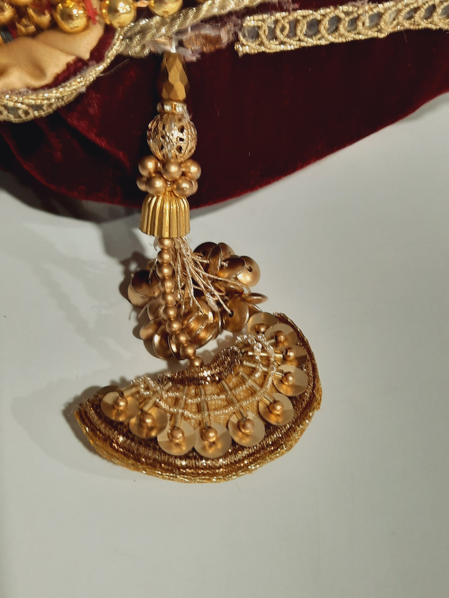 Red clutch for weddings and parties with golden chain