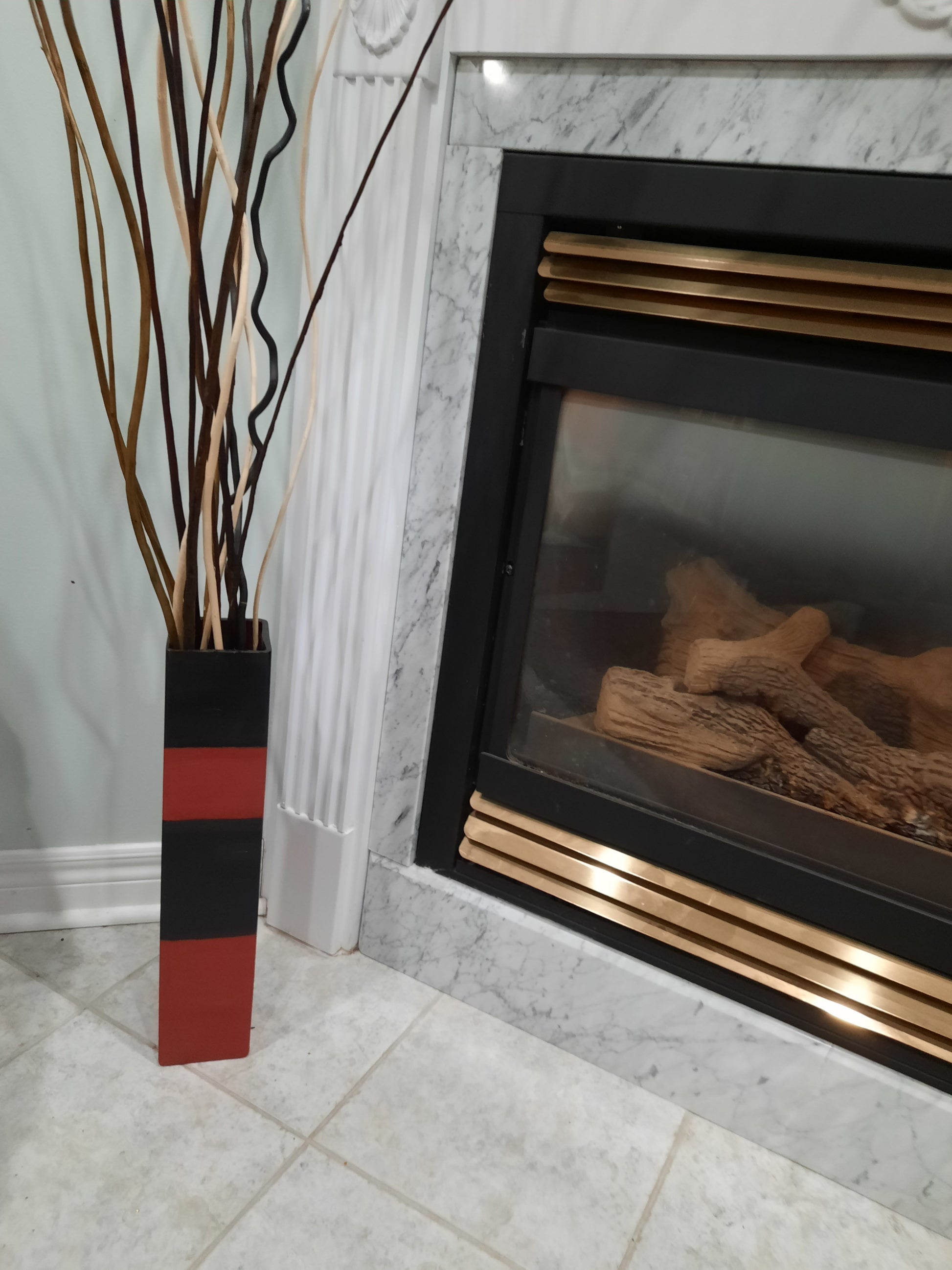 Hand Painted thick glass vase in Red and Black colors - NATASHAHS