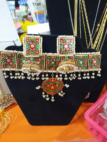 Meena jewelry set for Wedding party in golden base and meena color