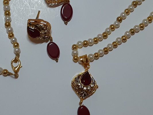 Maroon Golden Base Pendant Set - NATASHAHS