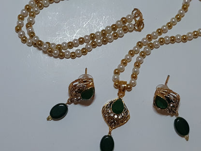 Green Golden Base Pendant Set - NATASHAHS