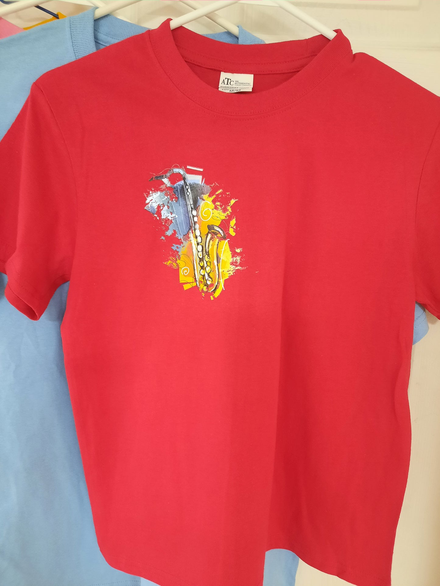 Printed T-shirts in Medium size for youth
