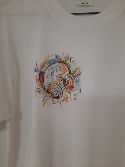 Printed T-shirts in Medium size for youth