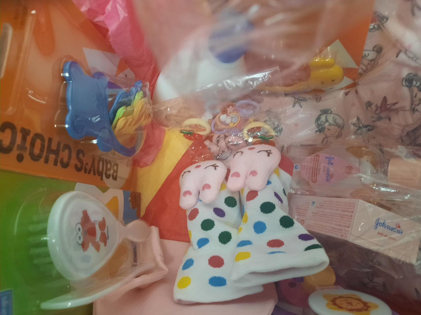 Baby shower gift basket for baby girl - NATASHAHS