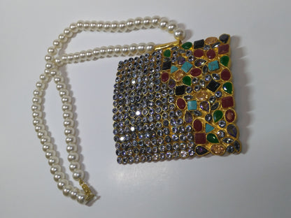 GOLD-PLATED BIG SIZE PENDANT IN MAALA STYLE - NATASHAHS