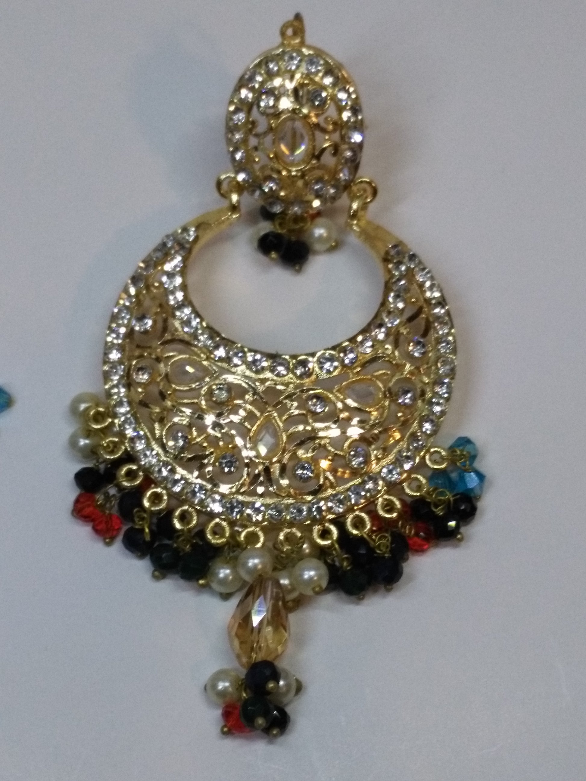 NATASHAH'S GOLDEN BASE ROUND EARRINGS IN BAALI STYLE - NATASHAHS