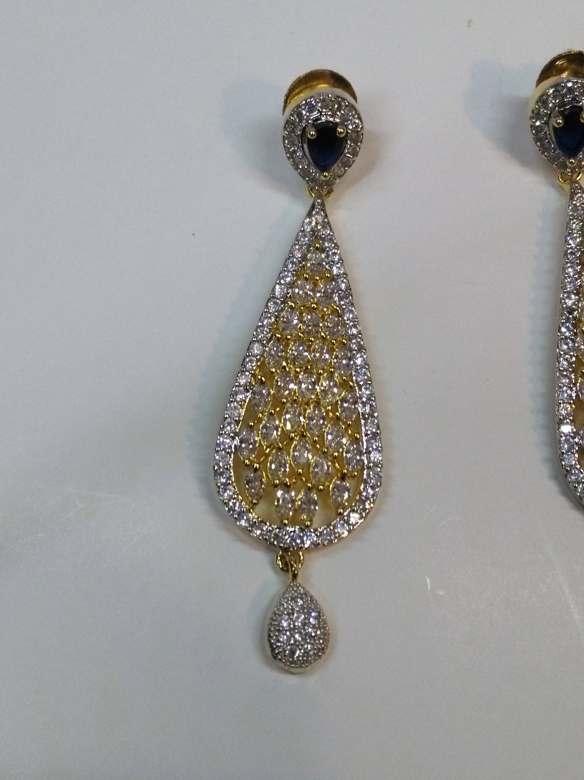 NATASHAH'S WHITE ZIRCONS EARRINGS - NS0096 - NATASHAHS