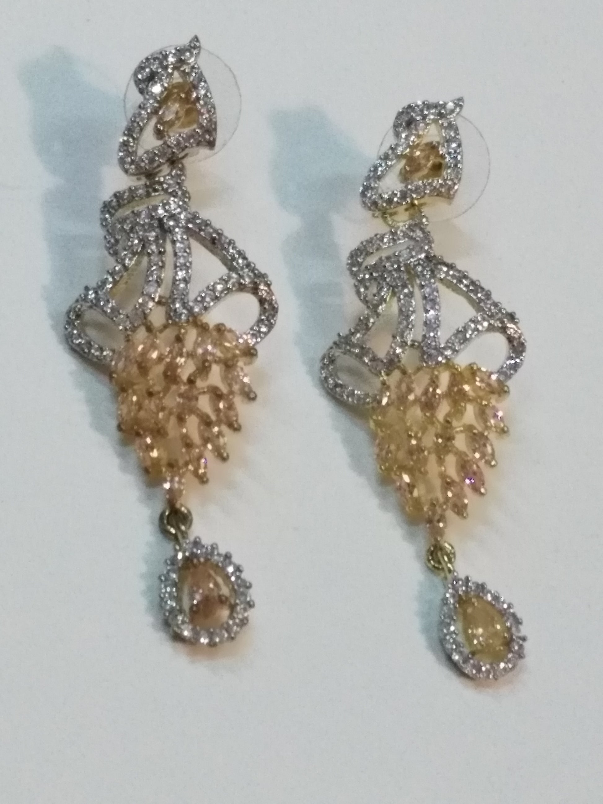 Inverted feather style pink stones earrings - NATASHAHS