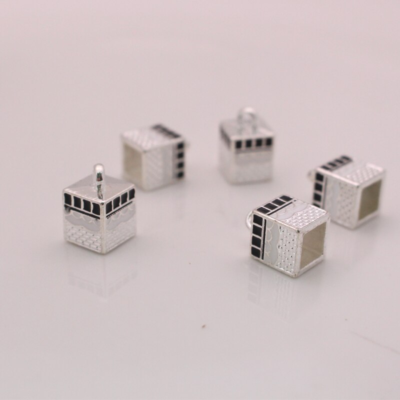 Islam muslim kaaba in mecca pendant muslim silver-plated kaaba pendant with chain